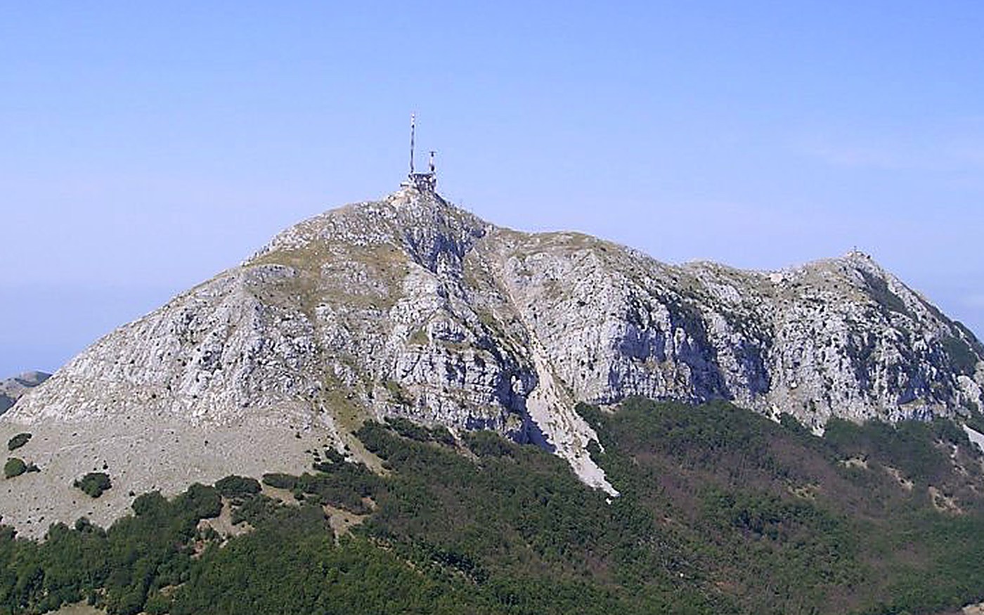 Lovćen, vrhovi iznad Njegoševog mauzoleja